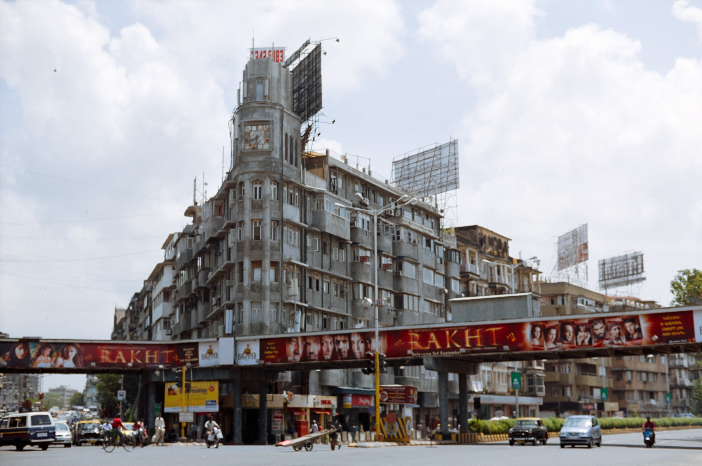 AHP F2004 09 002 sc250526 img29 NLP